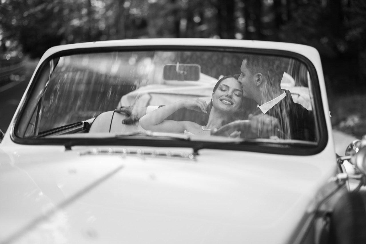 Testimoniale. Ovidiu Dron Photographer | Cinematic Wedding Photographer & Storyteller | Romania & Worldwide