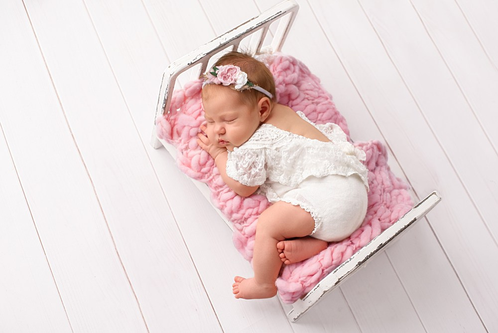 Sesja noworodkowa dla dziewczynki w Trójmieście - Natalia Lucko