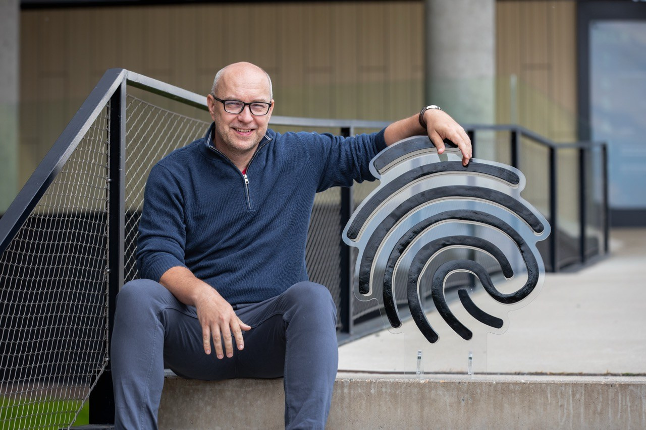 Korporátní a firemní fotografie. Dana Lišková — Empatická fotografka | Introspektivní umělkyně | Neurodivergentní koučka| Zakladatelka Artepy.cz