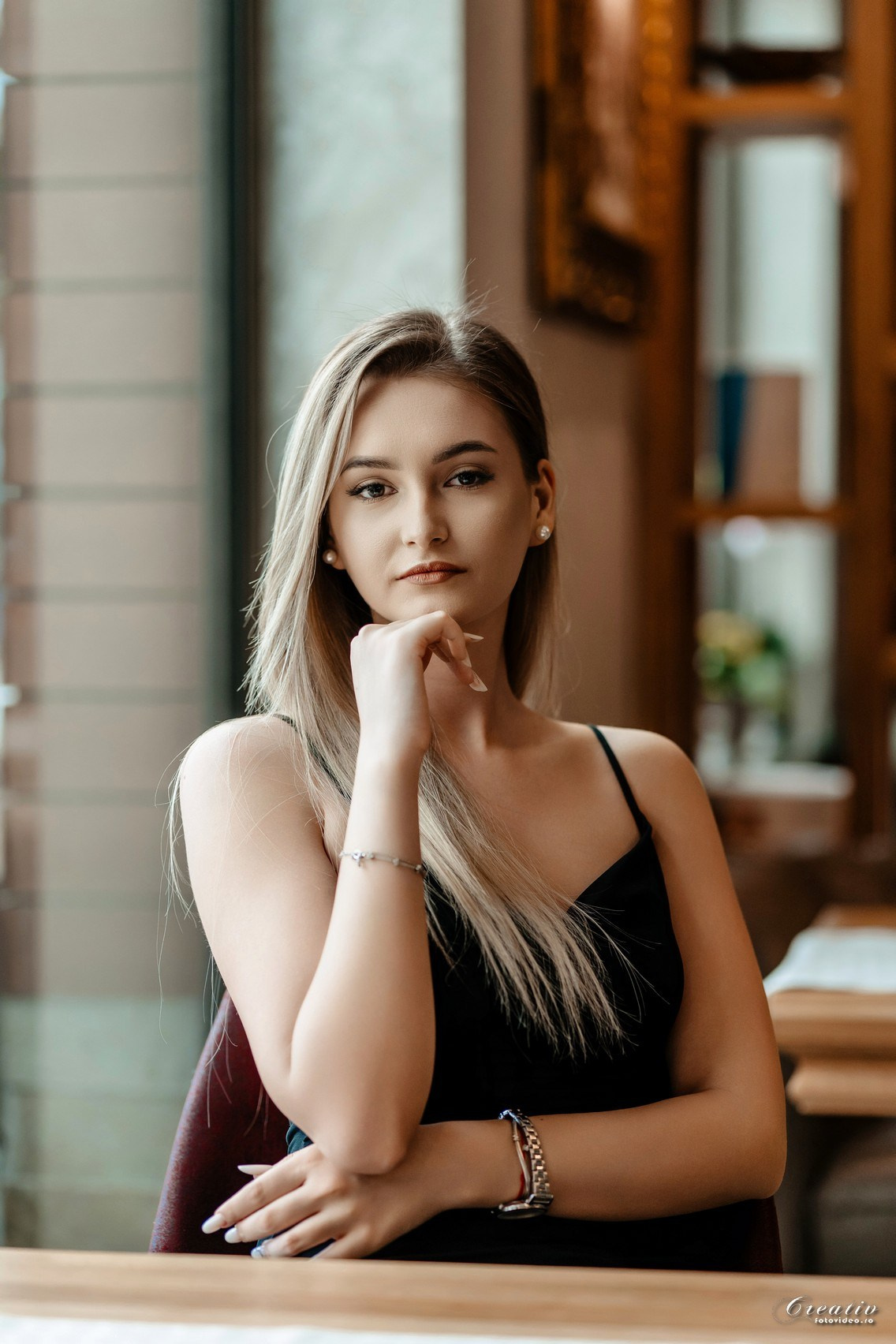 Oferta albume absolvenți 2026. Fotograf nuntă Bistrița | fotograf botez | Creativ Foto Video | Vasile Mizgan