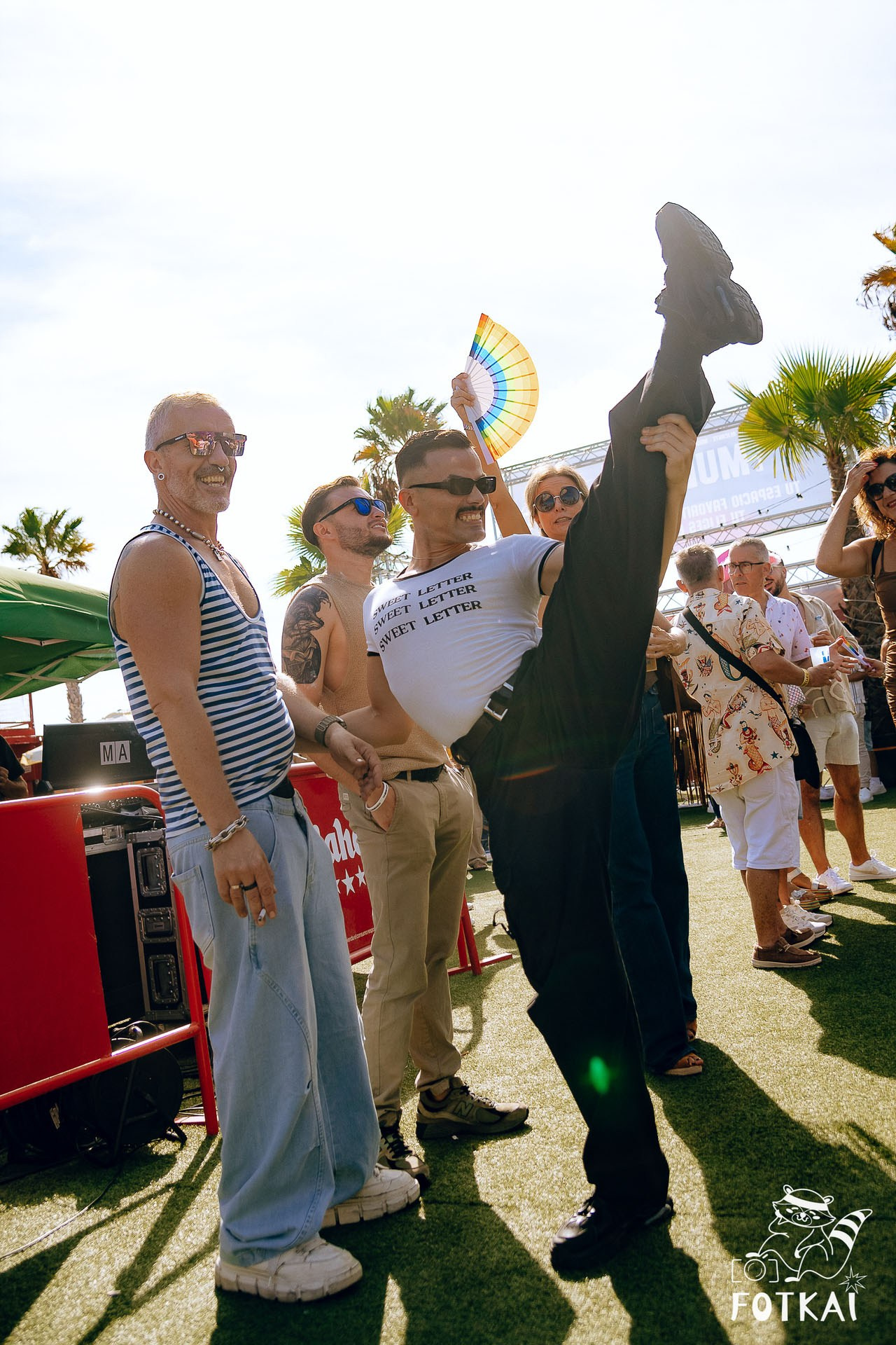 Cariña: La Fiesta 2025 Alicante — fotos del festival LGTBI y drag shows | FOTKAI