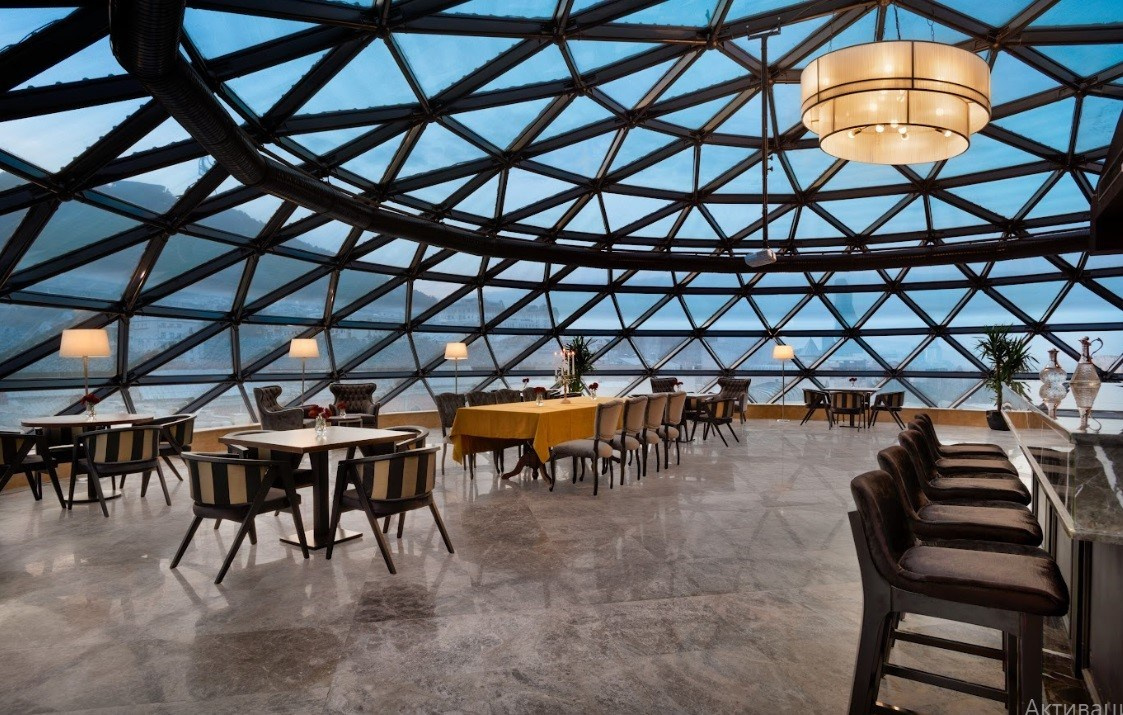 7th Sky Wyndham. Главная