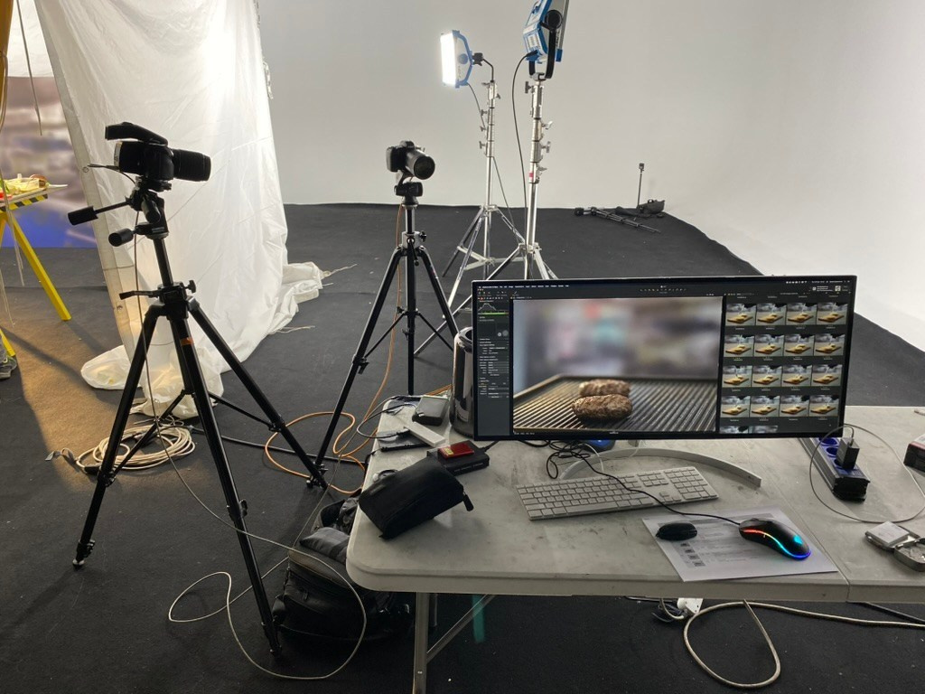 Studio Photogenic. Commercial and studio photographer in Belgrade