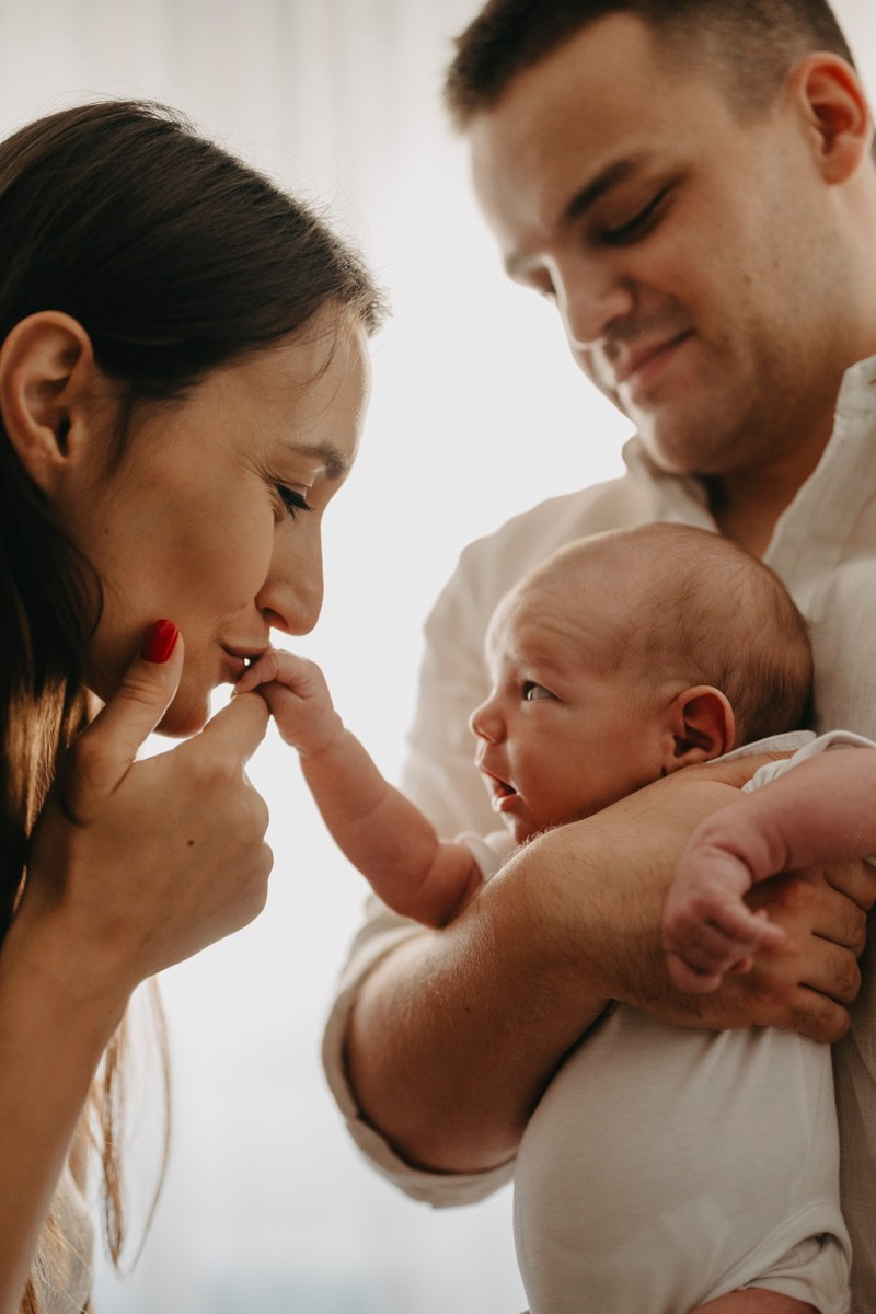 Dobrodosao, Vukane / fotografisanje bebe kod kuce. Deciji i porodicni fotograf u Beogradu Oksana Skendzic