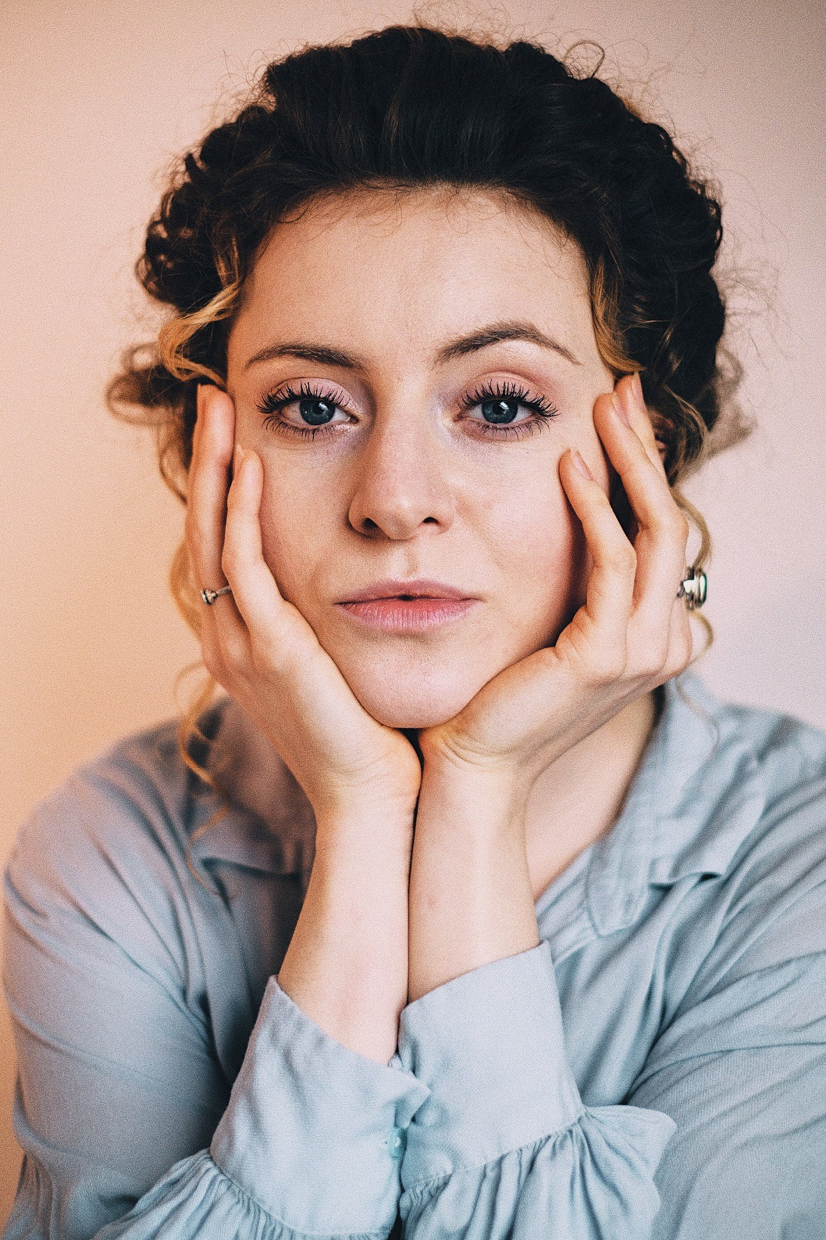 Indoor Portraits. Sasha Silver Photography