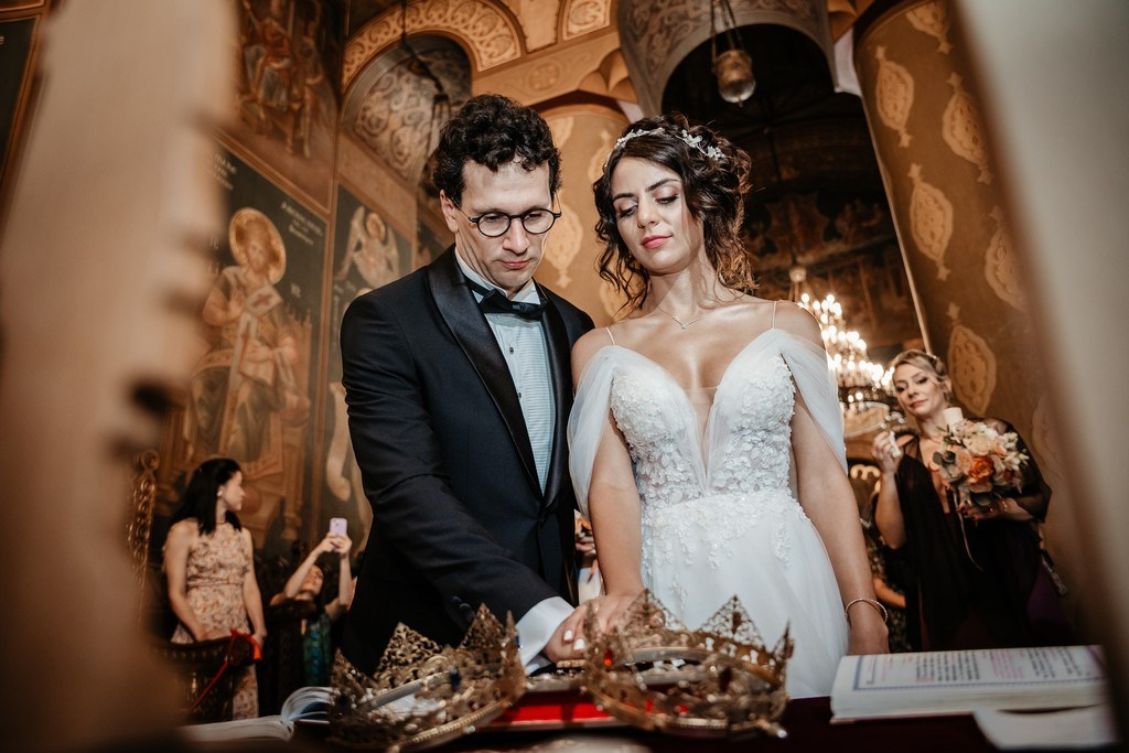 Isil si Radu by Fotograf nunta Iasi — Eduard Schiopu