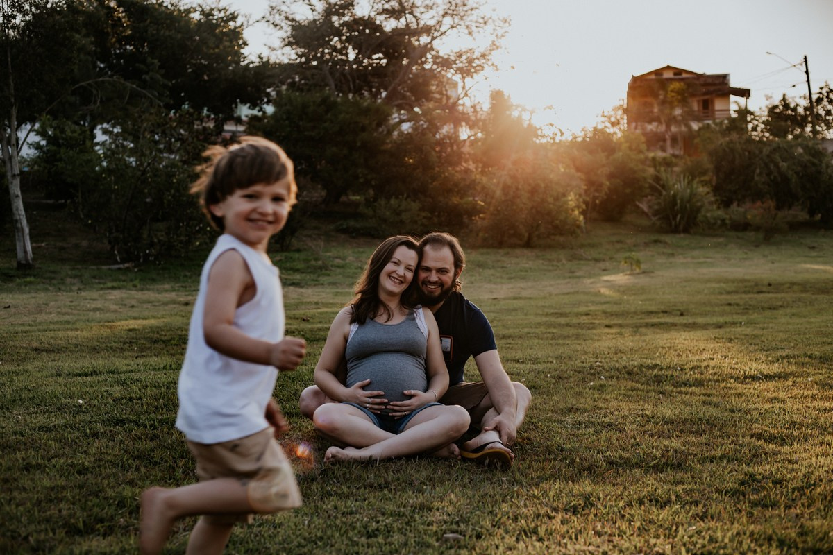 Luana, Victor e Theo a espera de Luísa. Fotógrafa de Eventos em São Paulo e Sorocaba Kika Damasceno