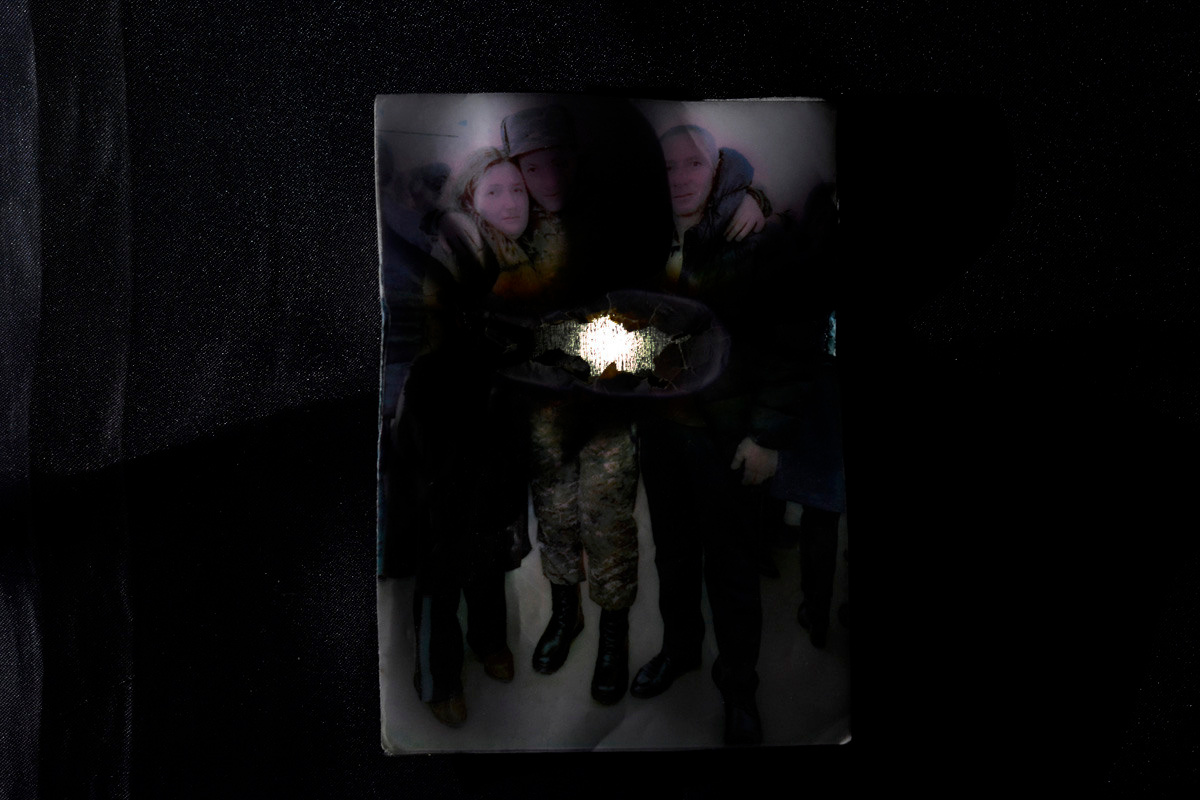 SOLDIER THINGS. Documentary photographer in Yerevan Vaghinak Ghazaryan