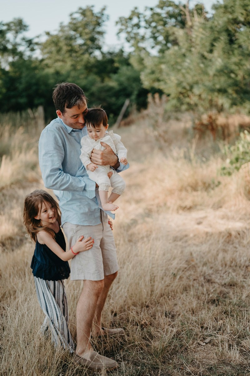 Jelena Milos Dunja i Mila / porodicno fotografisanje. Deciji i porodicni fotograf u Beogradu Oksana Skendzic