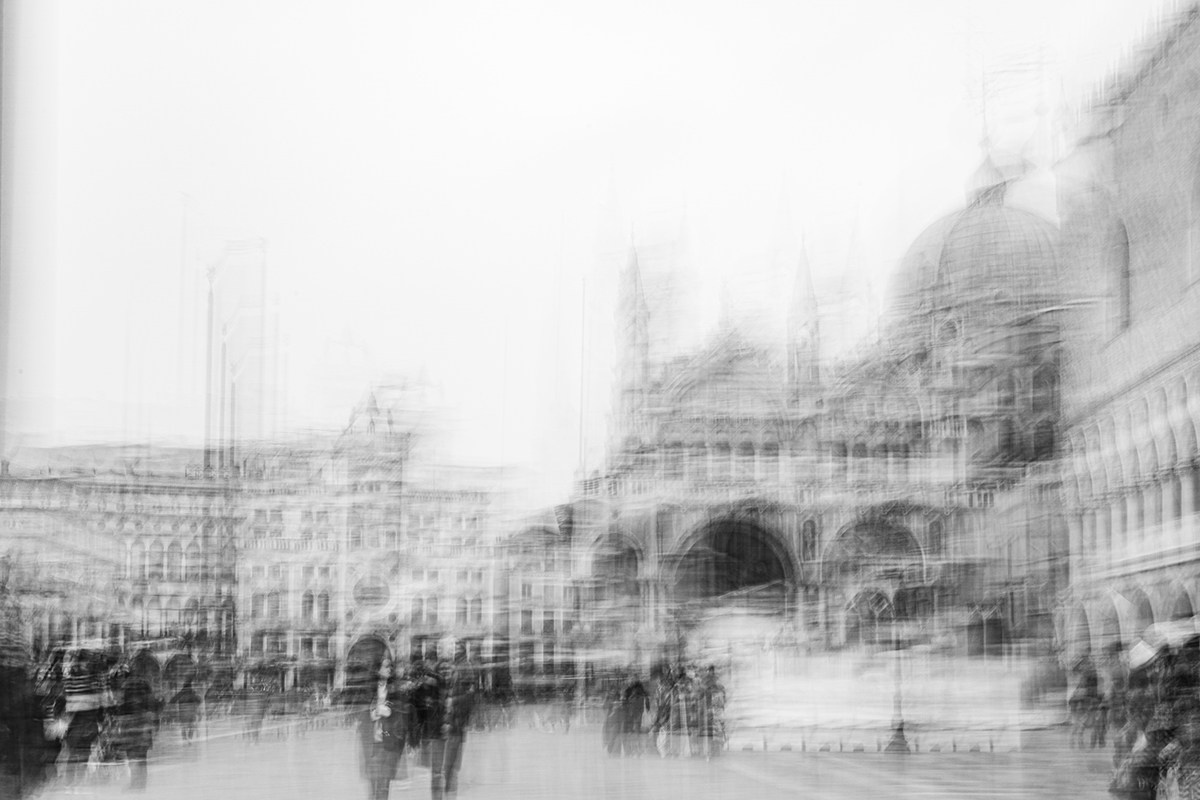 In motion. Photographer in Israel Maxim Sayapin