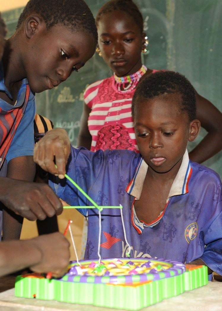 Photos of volunteer work at Senegal. Simbahalu