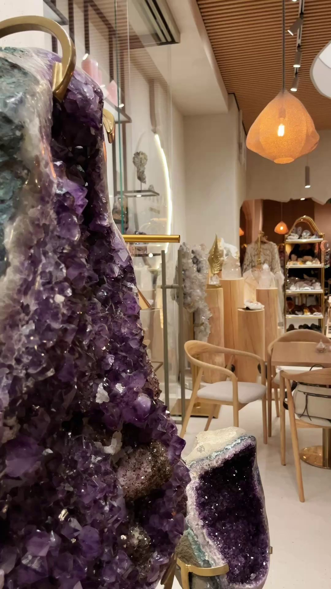 UGC. Hotel and travel photographer