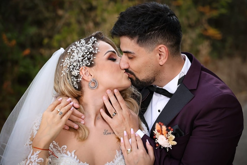 Sebi & Magda. Fotograf Nuntă Constanța - Moments by Gub