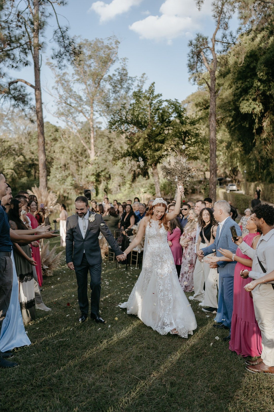 Vivian e Paulo. Edu e Josi Fotografia de Casamento em Belo Horizonte | Fotos Naturais