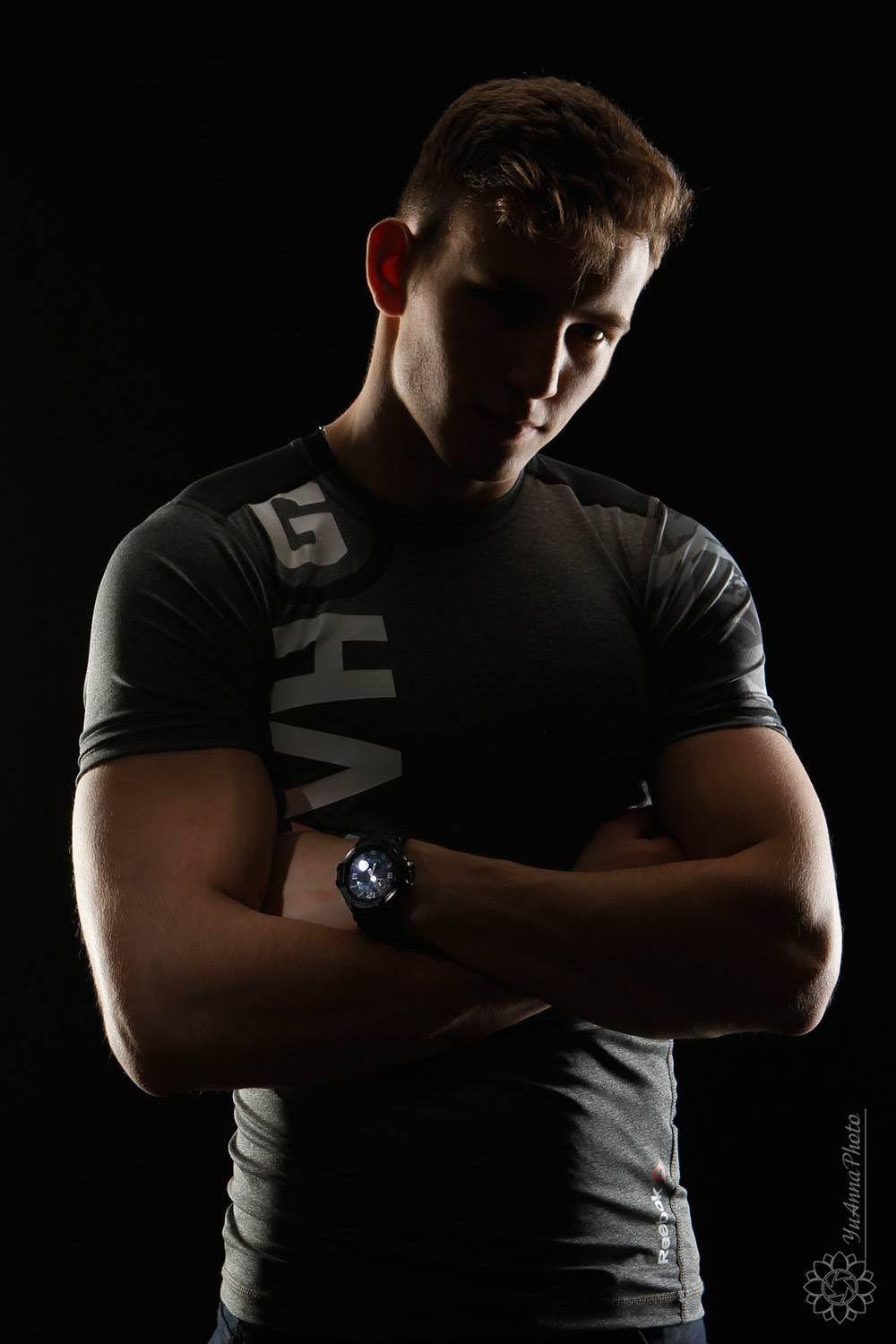 Studio Solo Portrait. YuAnna studio. Family & Kids Photographer in Seattle area, located in