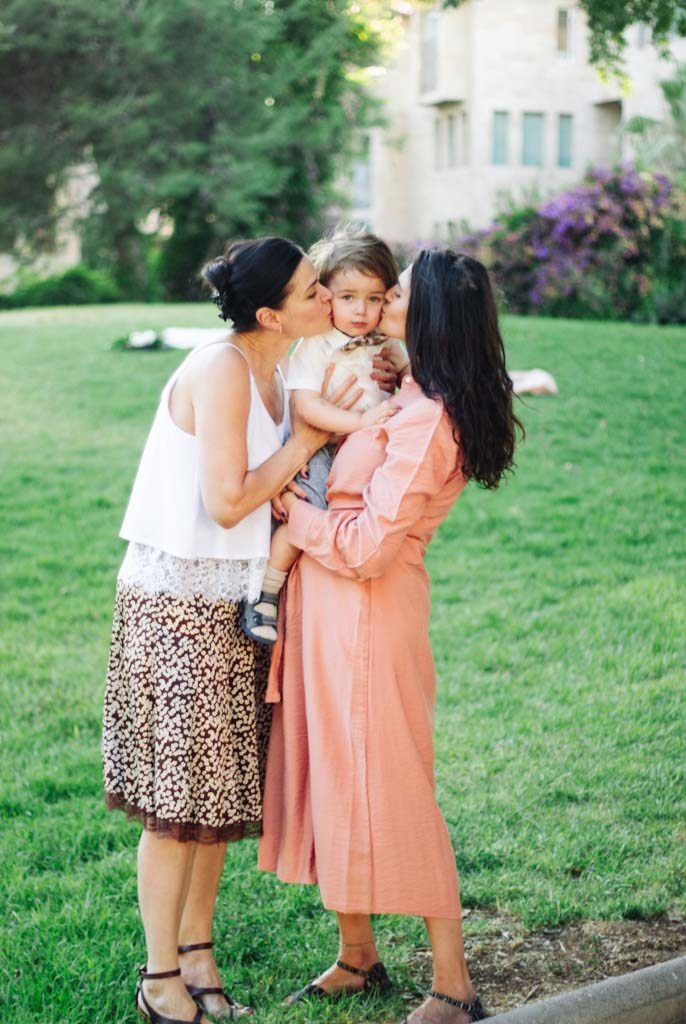 ME, SON AND GRANDMOTHER. PHOTOGRAPHER IN ISRAEL