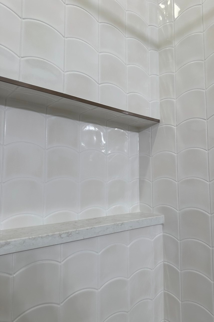 Bathrooms & Showers. Moroz Building Solutions LTD