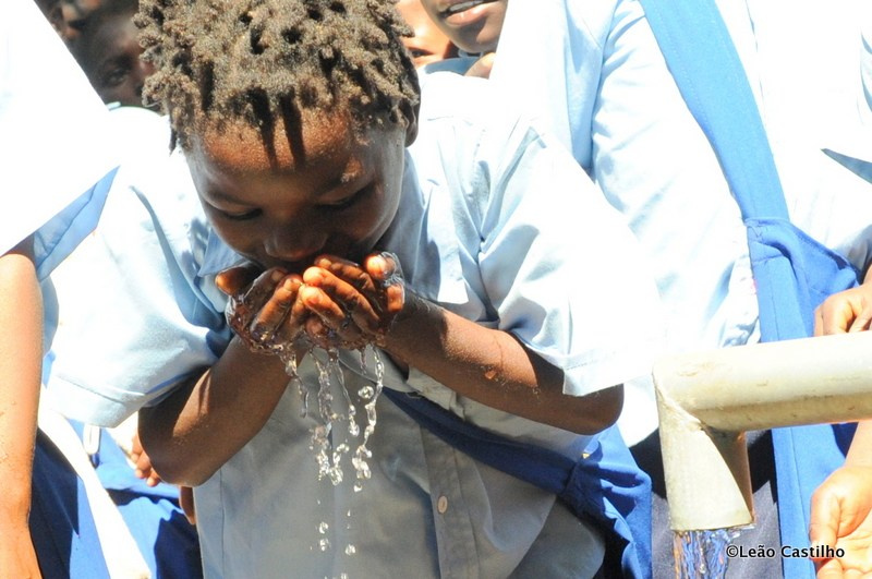 Photos of volunteer work in Mozambique. Simbahalu