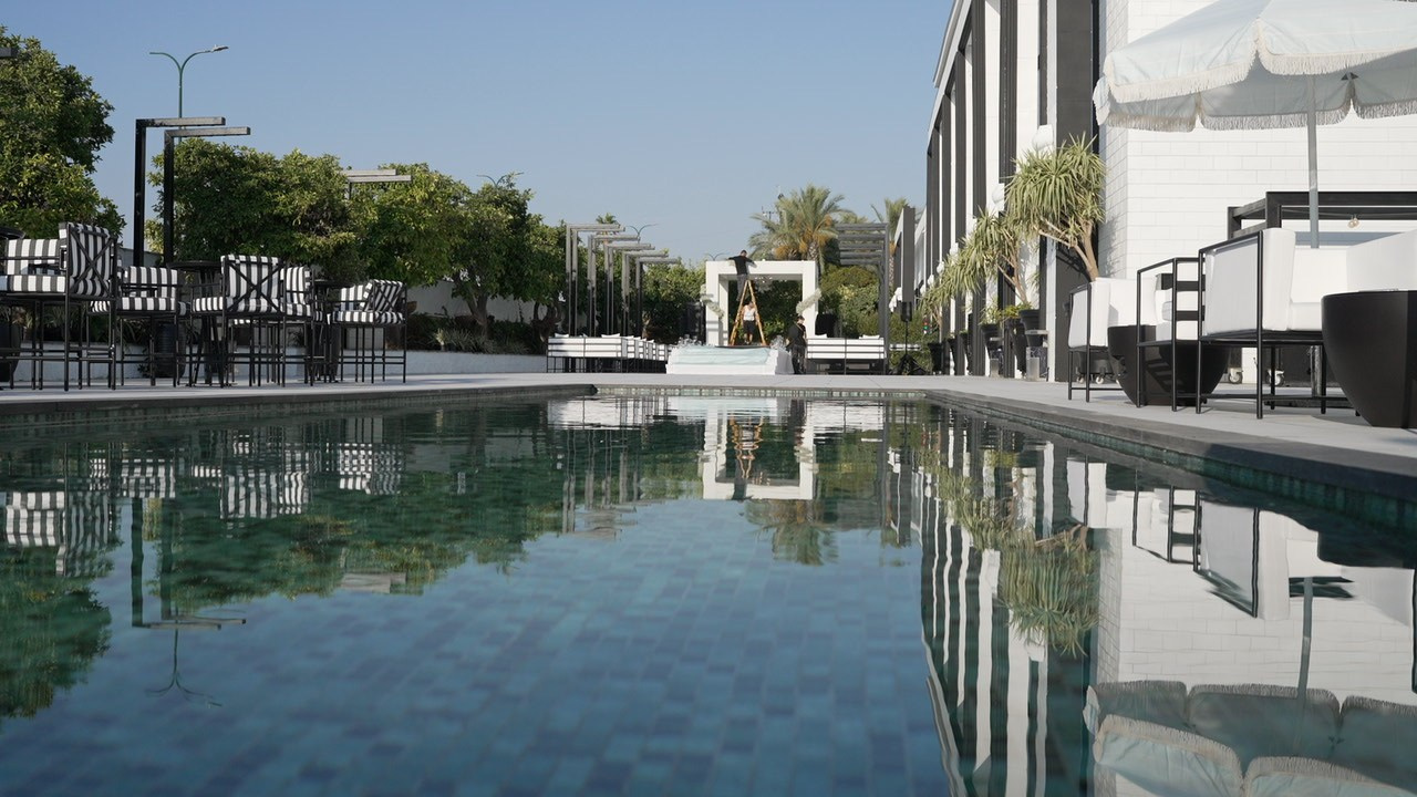 VIA / BASICO. Wedding and events photographers Studio Shalom