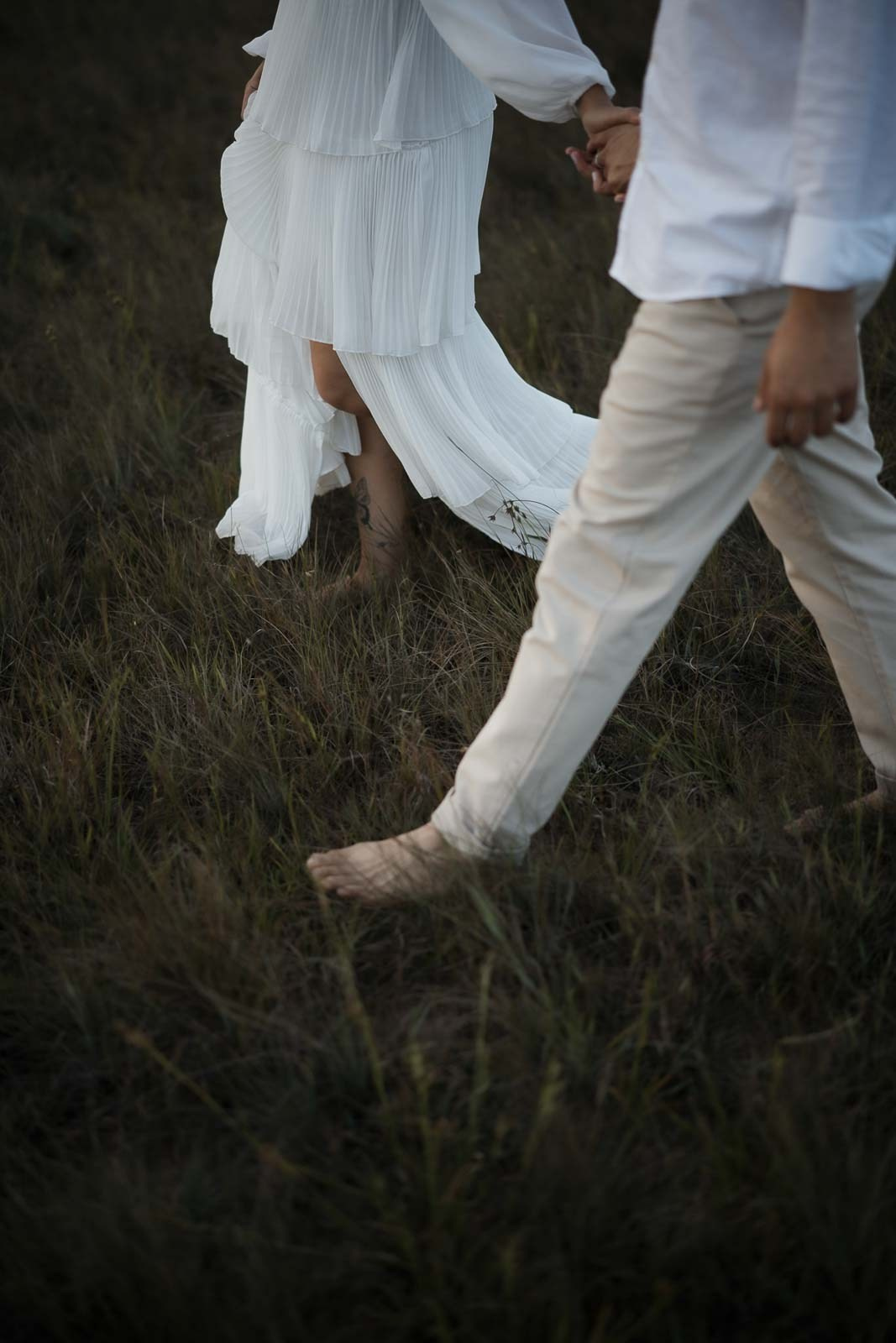 Larissa e Rafael em ensaio romântico e documental em Lavras Novas, Minas Gerais. Fotografias autênticas e atemporais registradas por Edu e Josi Fotografia.