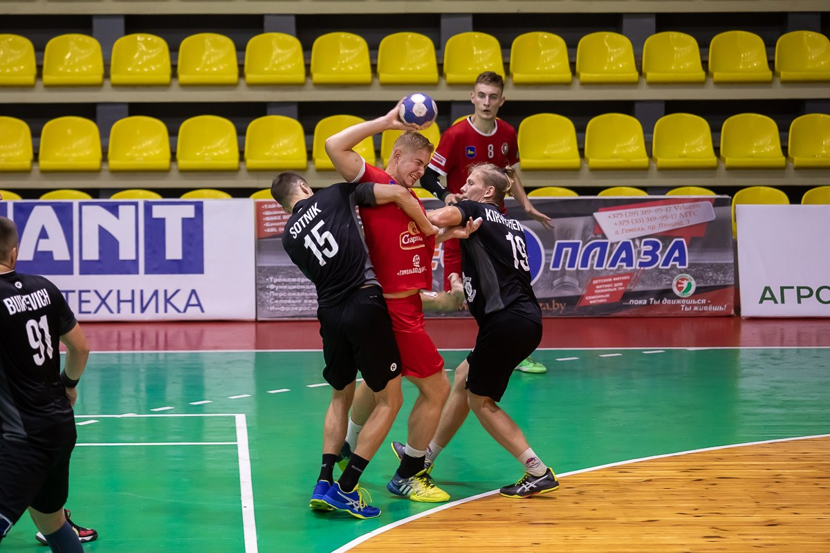 Спортивные фоторепортажи с гандбольных матчей