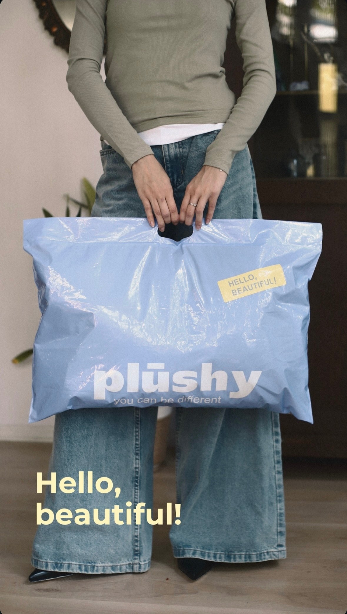 Content Plūshy. Stylist