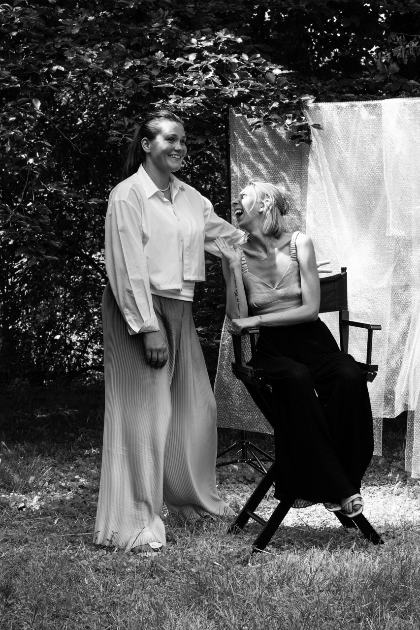 Backstage fotografie. Dana Lišková — Empatická fotografka | Introspektivní umělkyně | Neurodivergentní koučka| Zakladatelka Artepy.cz