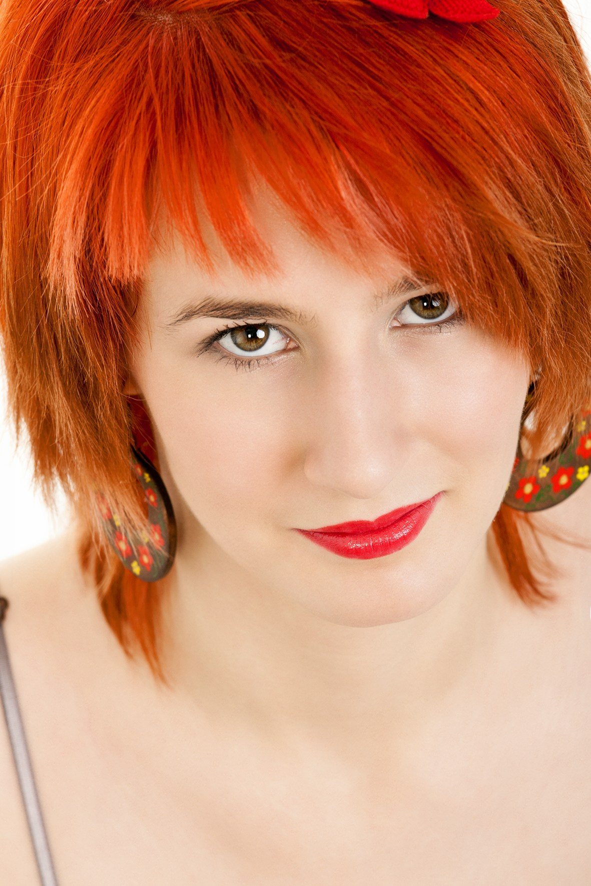 Portrete diverse — 3. Pagina principală