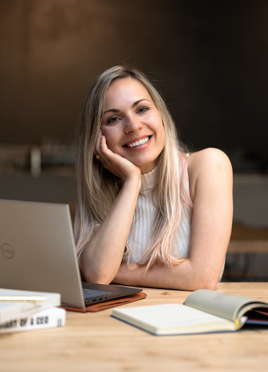 Dana Lišková - Portrétní a brandová fotografka Praha - focení portrétů Praha