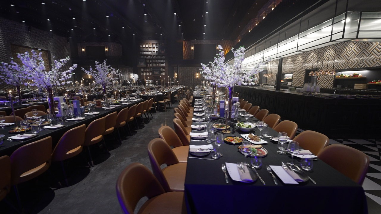 VIA / BASICO. Wedding and events photographers Studio Shalom