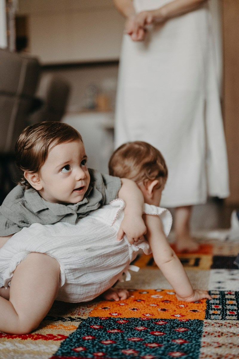 Dunjin i Vukanov 1. rodjendan / fotografisanje kod kuce. Deciji i porodicni fotograf u Beogradu Oksana Skendzic