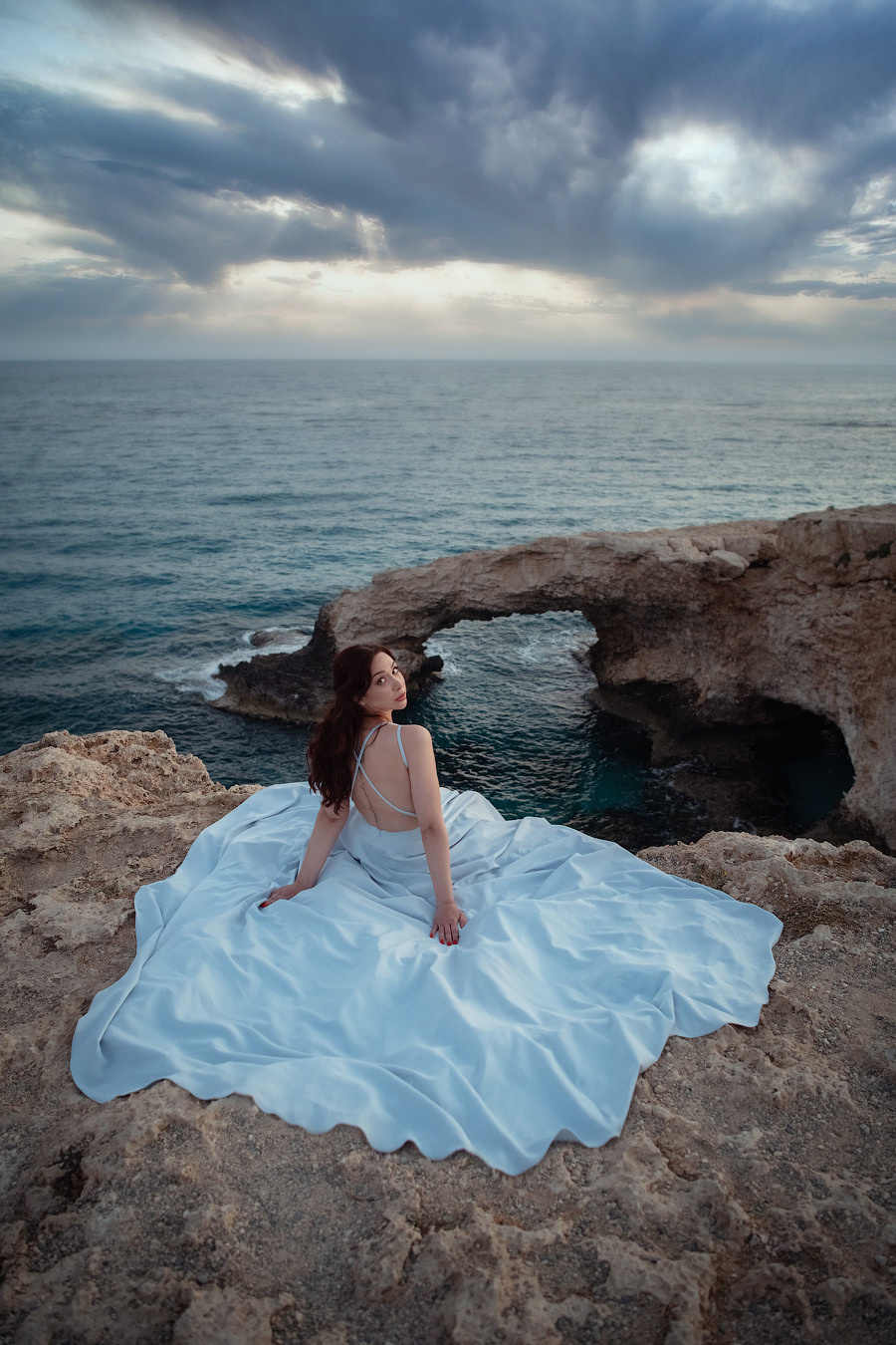 Аренда шлейфовых платьев. Фотограф на Кипре