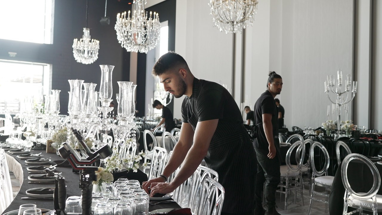 VIA / BASICO. Wedding and events photographers Studio Shalom