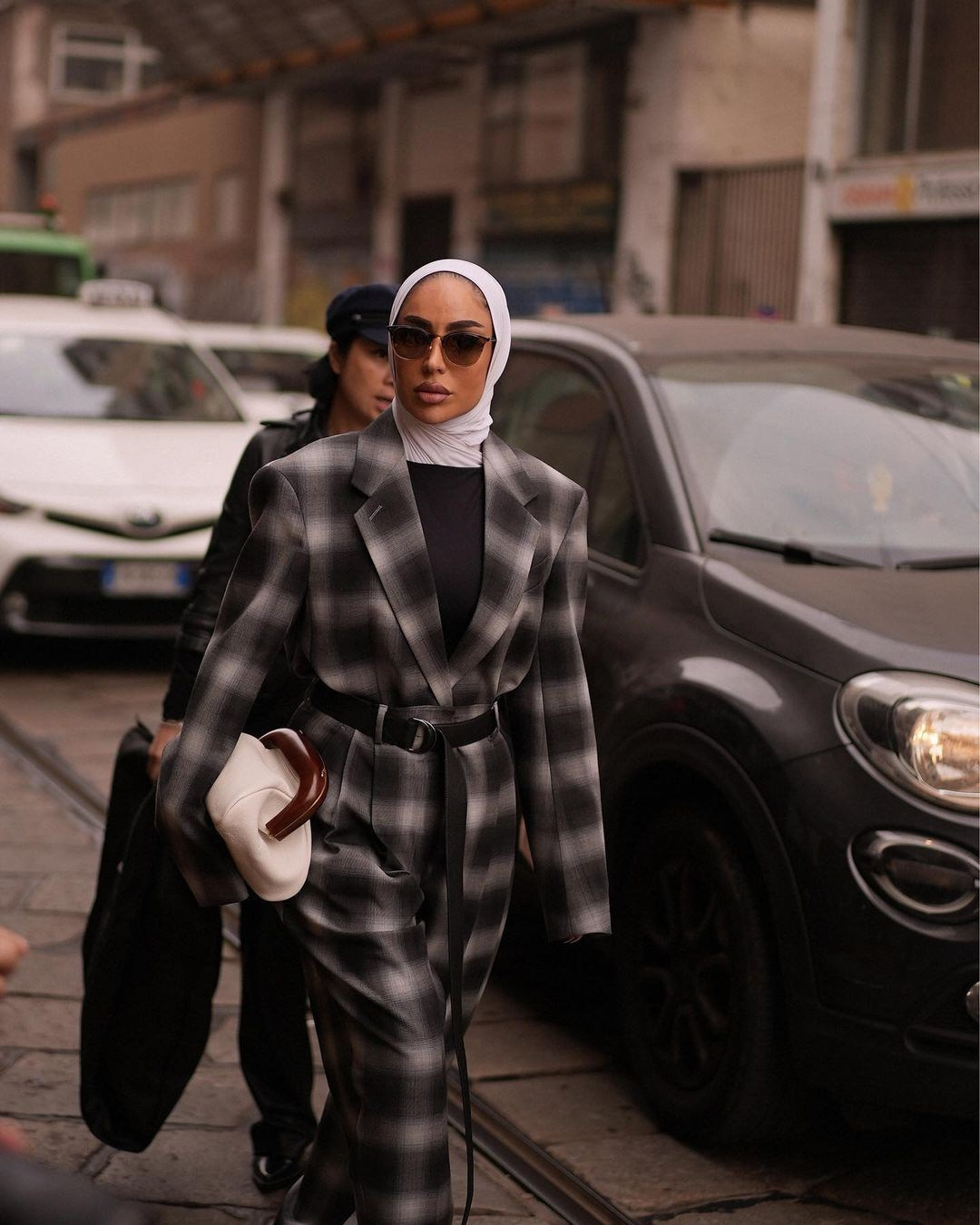 Just Fatema. Julia Di |Fashion streetstyle photographer|videomaker in Milan & Paris