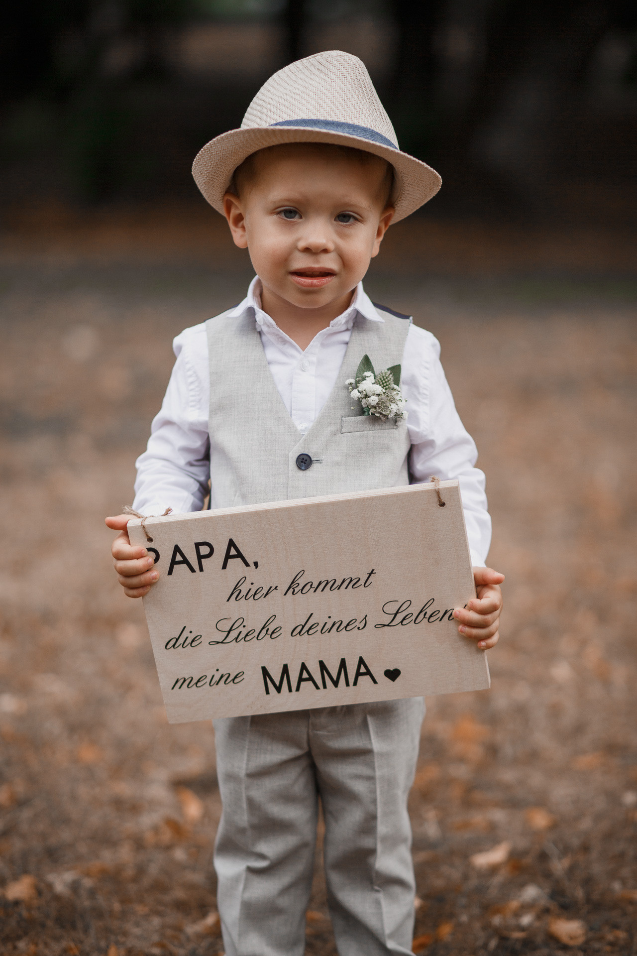 Freie Trauung Schloss Assumstadt – Laura & Robert | Hochzeitsfotos & Videos