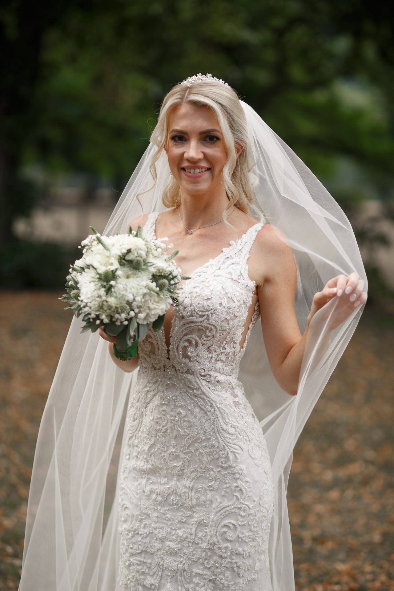 Freie Trauung Schloss Assumstadt – Laura & Robert | Hochzeitsfotos & Videos