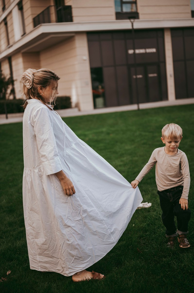 Kristina, Martin, Petra i Novak / porodicno fotografisanje napolju. Deciji i porodicni fotograf u Beogradu Oksana Skendzic