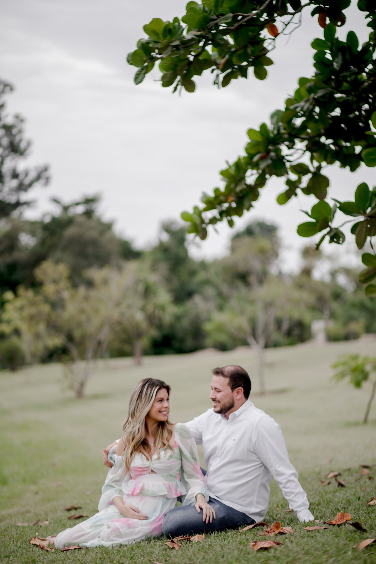 Larissa e Rodrigo - Ensaio Gestante. Fotógrafa de Eventos em São Paulo e Sorocaba Kika Damasceno
