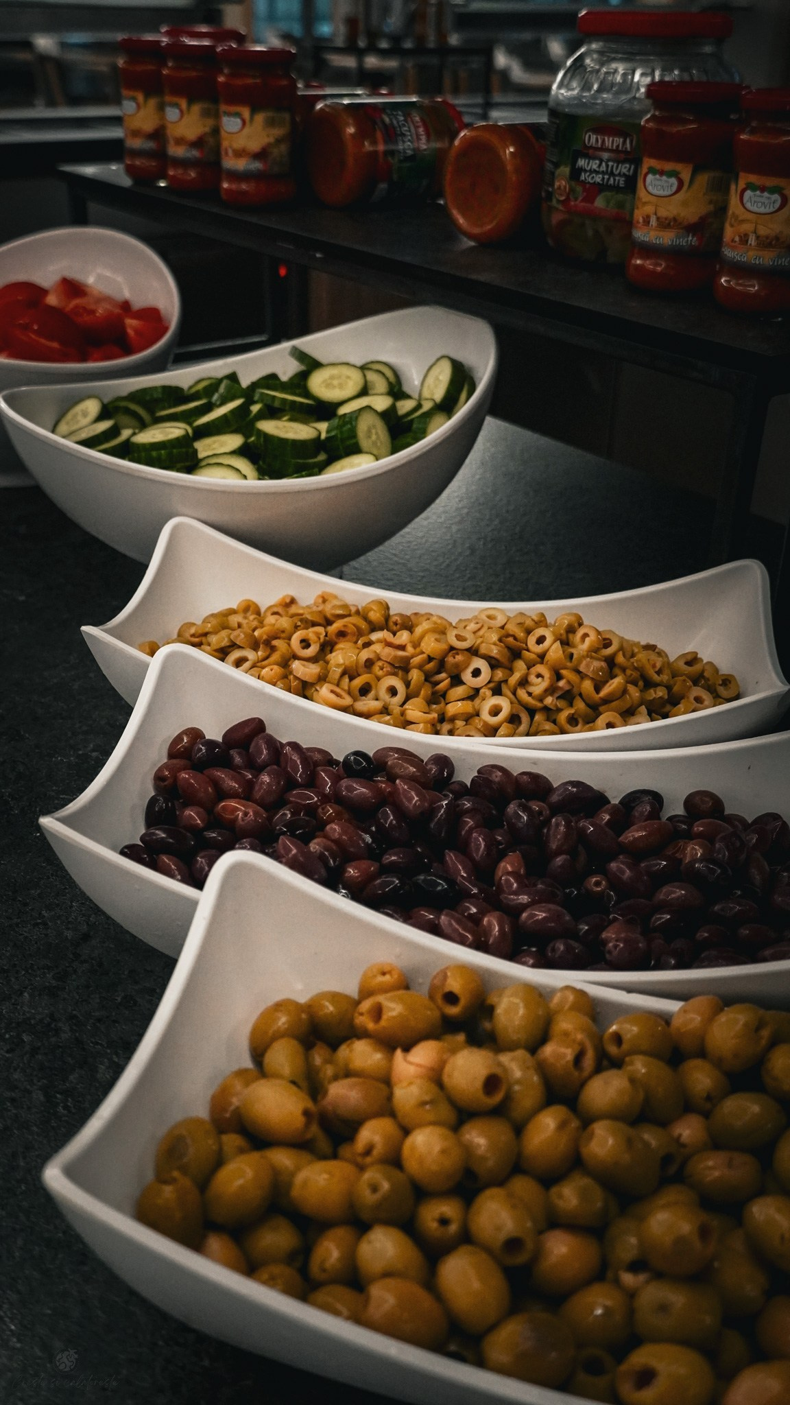 Bacolux Koralyo. Creste si calatoreste