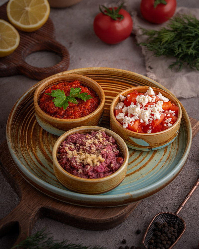 Discover the professional photo portfolio of Azerbaijan-based food and product photographer Suleymanli Suleyman. Explore high-quality food photography and product shoots created for advertising, menus, e-commerce, and brand promotion.