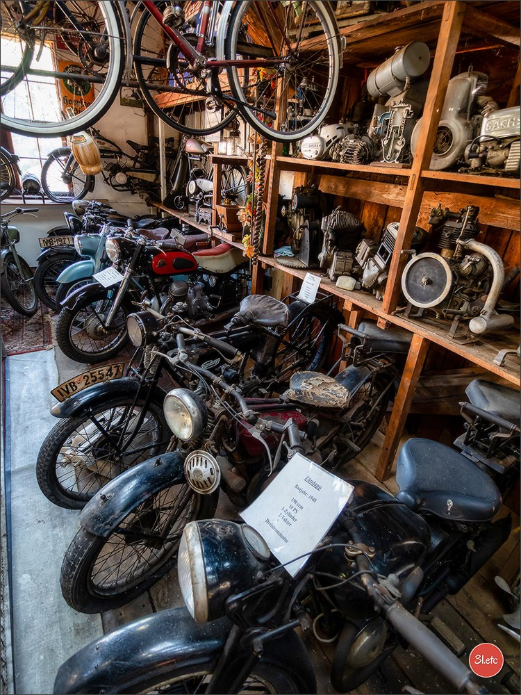 Удивительное место - частный музей старинного хлама - Fahrzeugmuseum. Photographe à Strasbourg | Portraits, Studio, Enfants, Événements