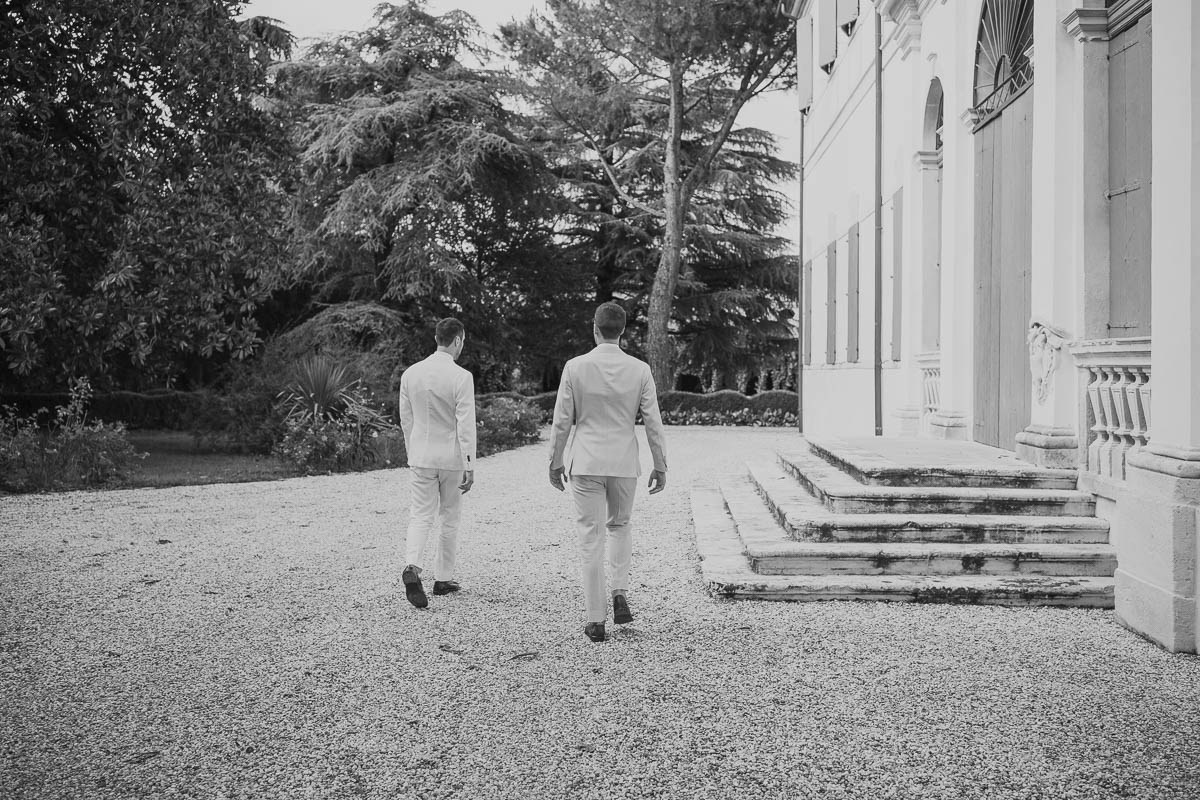 Francesco e Leonardo matrimonio presso la tenuta Le Risare Italia. Lorenzo Mazzega Wedding | Fotografo Matrimonio Milano | Reportage