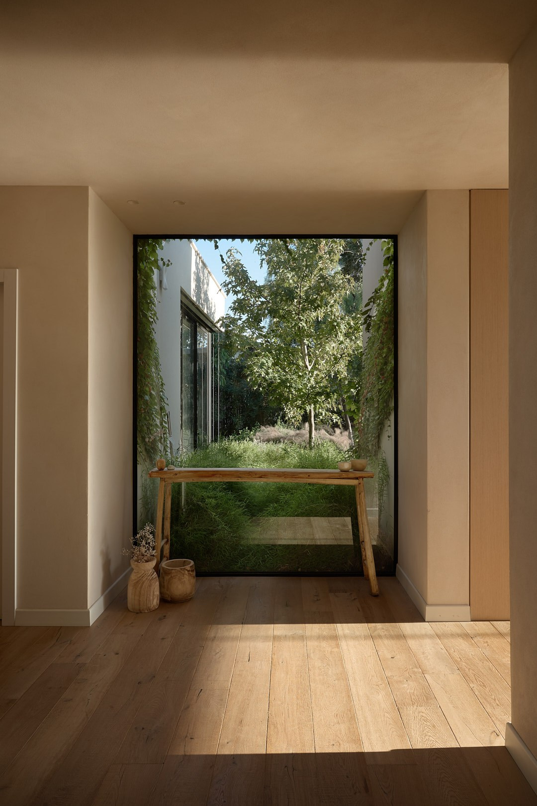 Alena — Architecture & Interior Design Photographer & Filmmaker