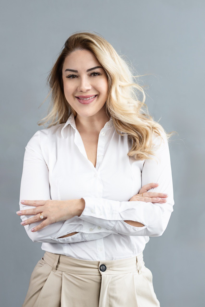 Dana Lišková - Portrétní a brandová fotografka Praha - focení portrétů Praha