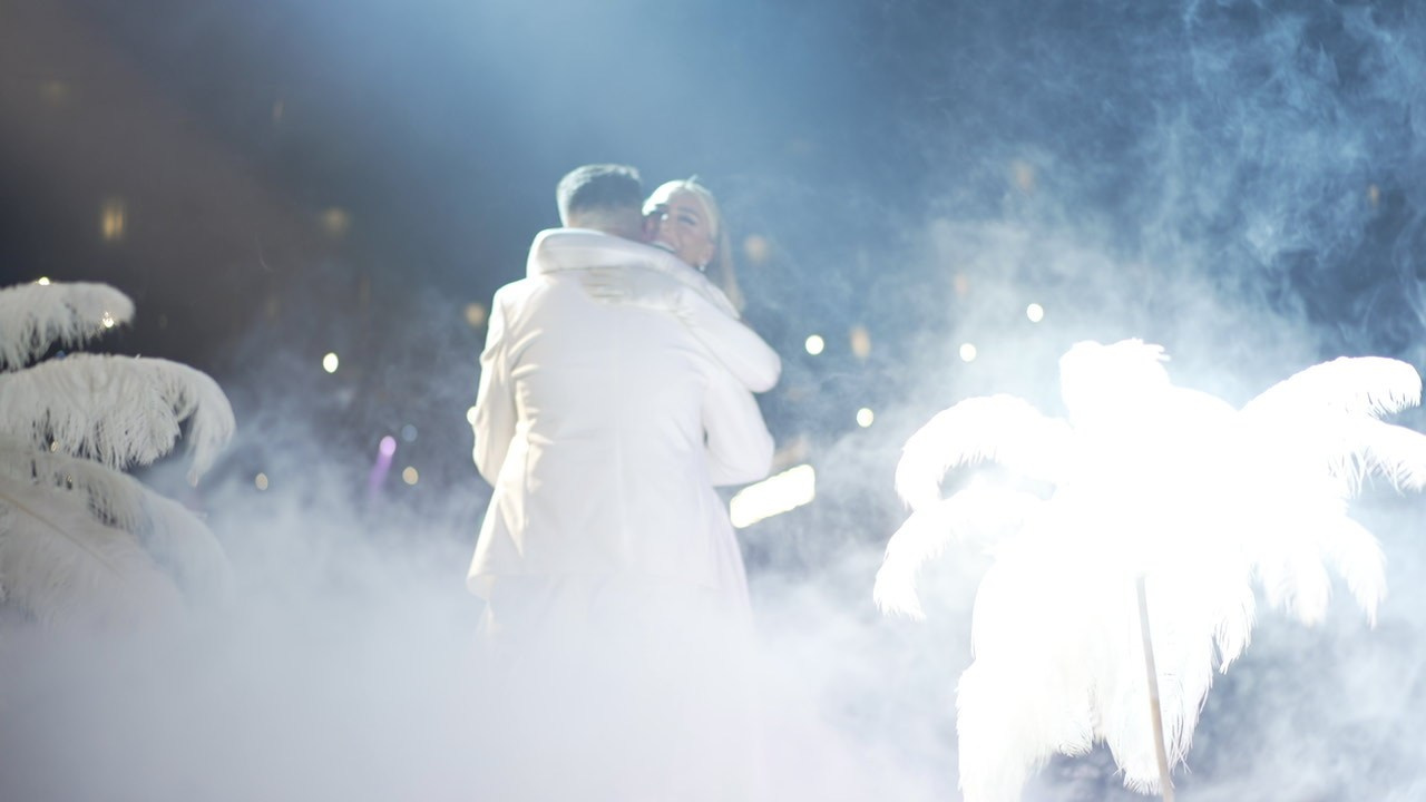 VIA / BASICO. Wedding and events photographers Studio Shalom