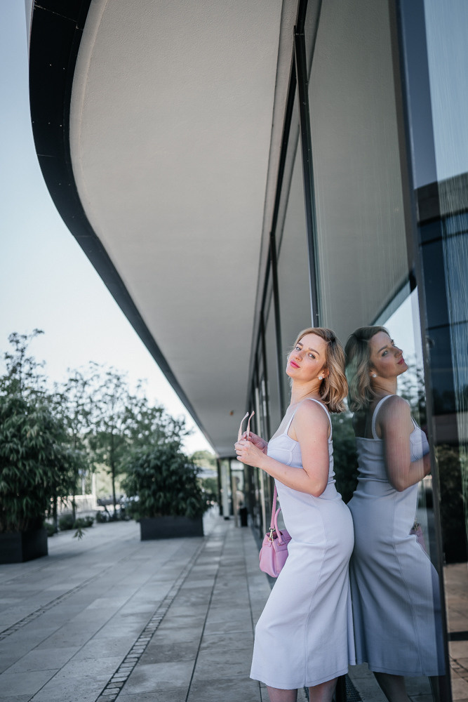 Red Girl. PHOTOgrapher Germany MARBURG