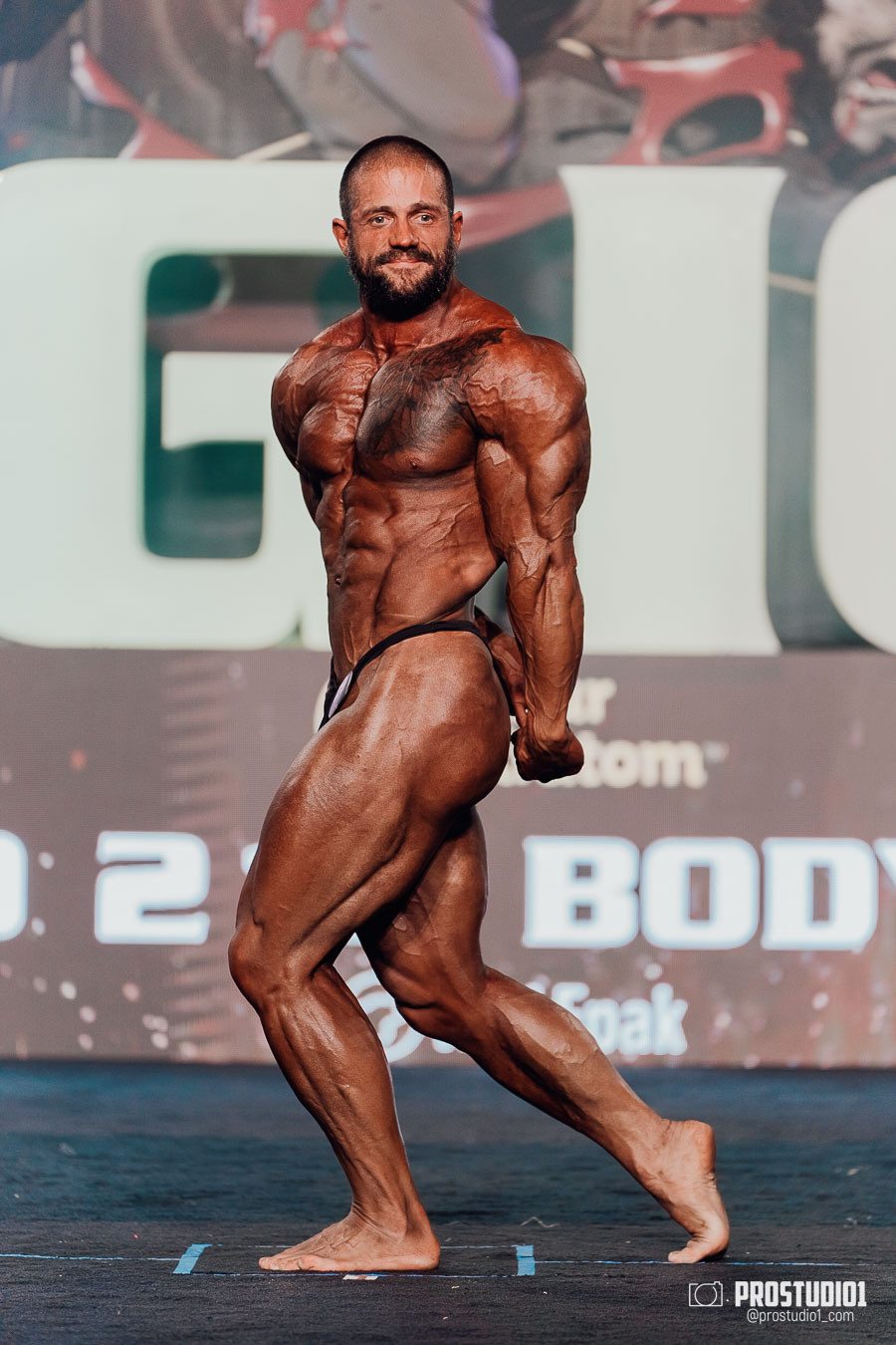 MEN’S FINAL IFBB PRO MASTERS. Photo & Video Production Studio #1