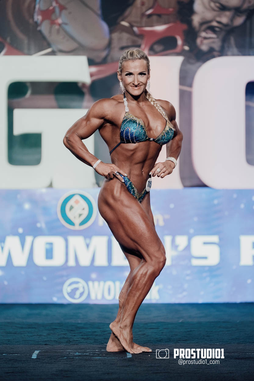 PRO WOMEN’S PHYSIQUE LEGION SPORTS FEST. Photo & Video Production Studio #1