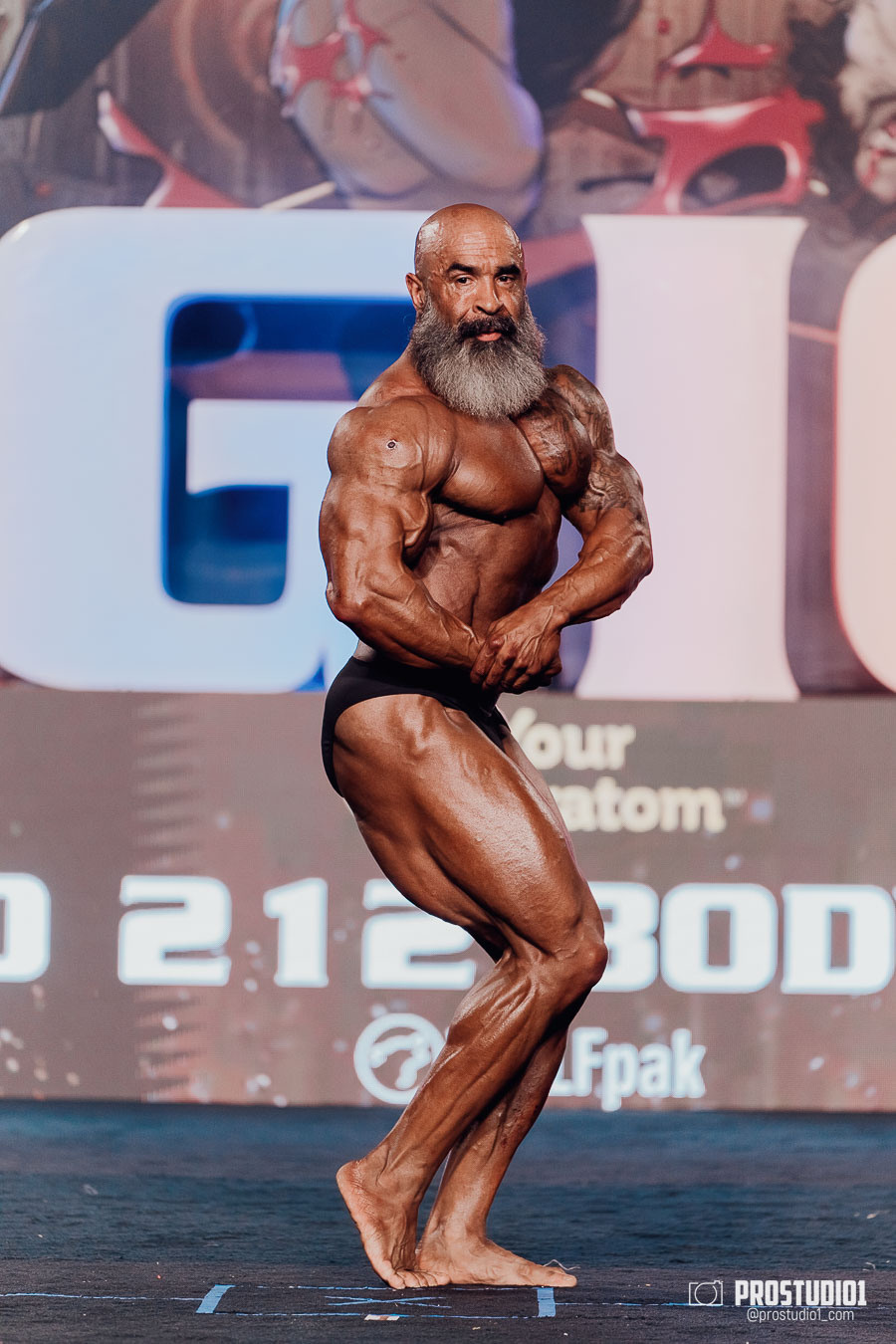 MEN’S FINAL IFBB PRO MASTERS. Photo & Video Production Studio #1