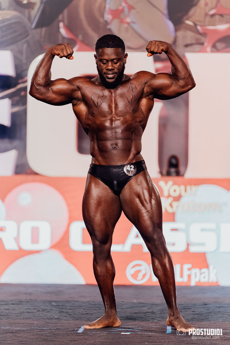 MEN’S FINAL IFBB PRO MASTERS. Photo & Video Production Studio #1